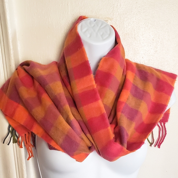 NEW!!! Multicolor Plaid Scarf - Picture 5 of 10